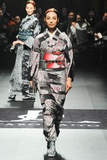 ジョウタロウ サイトウ 2014-15年秋冬コレクション - 着物で表わす都会の花｜写真45