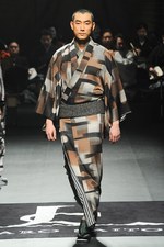 ジョウタロウ サイトウ 2014-15年秋冬コレクション - 着物で表わす都会の花｜写真47