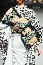 ジョウタロウ サイトウ 2014-15年秋冬コレクション - 着物で表わす都会の花｜写真55
