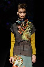 インプロセス 2014-15年秋冬コレクション - ノスタルジックな世界観を秋色で彩って｜写真16