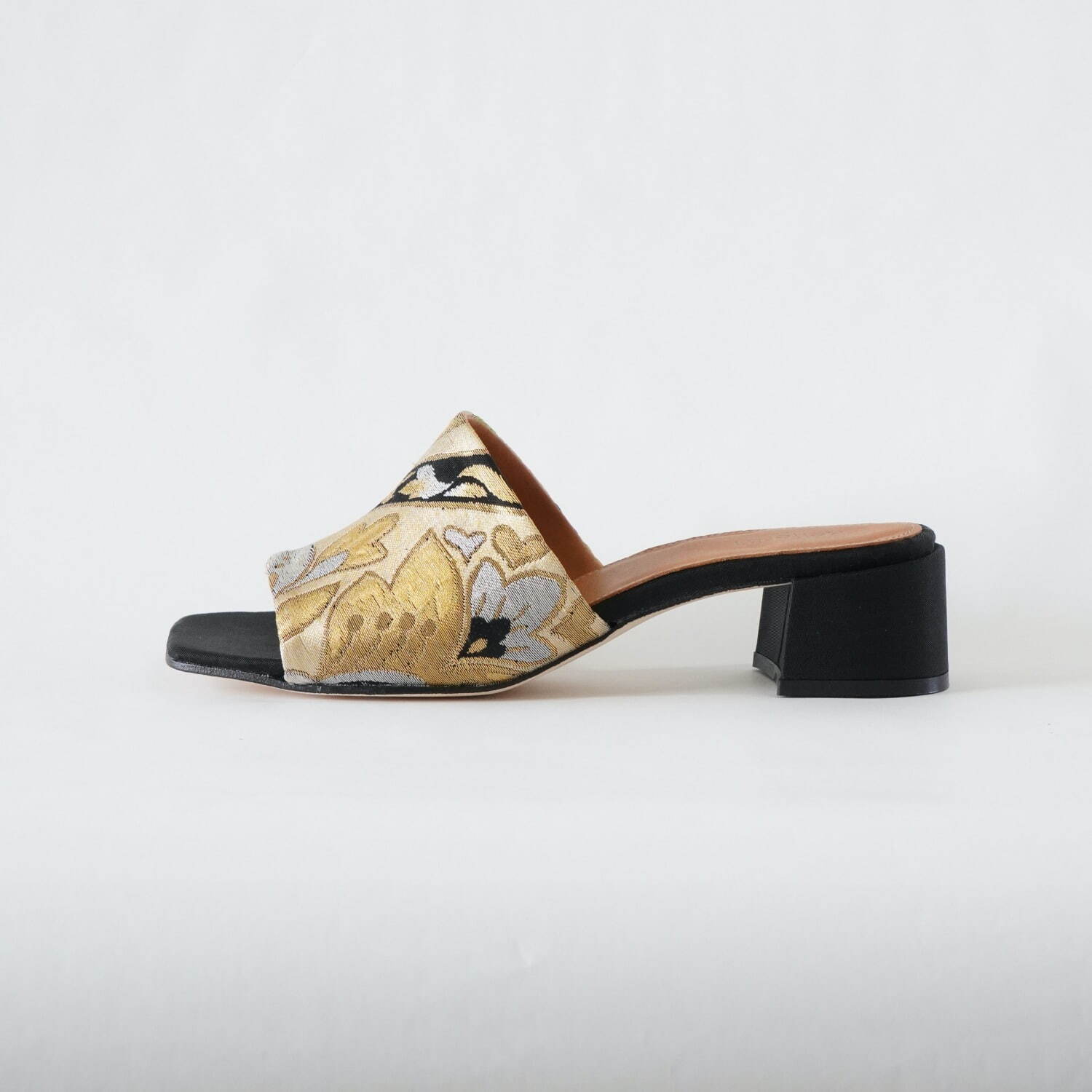 「obi square sandals」 41,800円