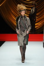 ヒロコ コシノ 2014-15年秋冬コレクション - 自由な女性に捧ぐ、贅を尽くしたミックススタイル｜写真11