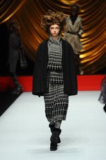 ヒロコ コシノ 2014-15年秋冬コレクション - 自由な女性に捧ぐ、贅を尽くしたミックススタイル｜写真29