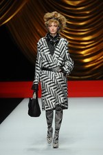 ヒロコ コシノ 2014-15年秋冬コレクション - 自由な女性に捧ぐ、贅を尽くしたミックススタイル｜写真30