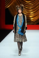 ヒロコ コシノ 2014-15年秋冬コレクション - 自由な女性に捧ぐ、贅を尽くしたミックススタイル｜写真39