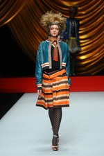 ヒロコ コシノ 2014-15年秋冬コレクション - 自由な女性に捧ぐ、贅を尽くしたミックススタイル｜写真46