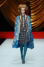 ヒロコ コシノ 2014-15年秋冬コレクション - 自由な女性に捧ぐ、贅を尽くしたミックススタイル｜写真48