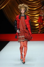 ヒロコ コシノ 2014-15年秋冬コレクション - 自由な女性に捧ぐ、贅を尽くしたミックススタイル｜写真57