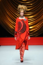 ヒロコ コシノ 2014-15年秋冬コレクション - 自由な女性に捧ぐ、贅を尽くしたミックススタイル｜写真69