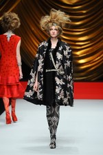 ヒロコ コシノ 2014-15年秋冬コレクション - 自由な女性に捧ぐ、贅を尽くしたミックススタイル｜写真72