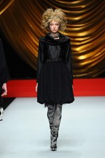 ヒロコ コシノ 2014-15年秋冬コレクション - 自由な女性に捧ぐ、贅を尽くしたミックススタイル｜写真74