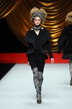 ヒロコ コシノ 2014-15年秋冬コレクション - 自由な女性に捧ぐ、贅を尽くしたミックススタイル｜写真82