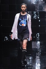 フリーマドンナ 2014-15年秋冬コレクション - 冬のレインボーと不完全な少女の魅力｜写真29