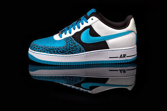 air force 1 with air on side