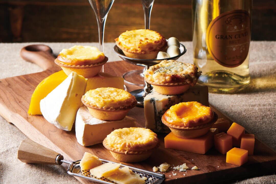 ベイク チーズタルト(BAKE CHEESE TART) 大人の焼きたてチーズタルト レッドチェダー｜写真1