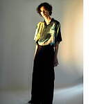 ターク“ストライプシャツへと移ろう”ダブルジャケット＆ヴィヴィッドな総花柄シルクシャツ｜写真4