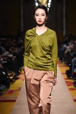 サポートサーフェス 2014-15年秋冬コレクション - 大人のためのリラックス・ラグジュアリー｜写真21