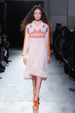 タンバリン 2014-15年秋冬コレクション - グレートスピリットと調和するネイティブスタイル｜写真21