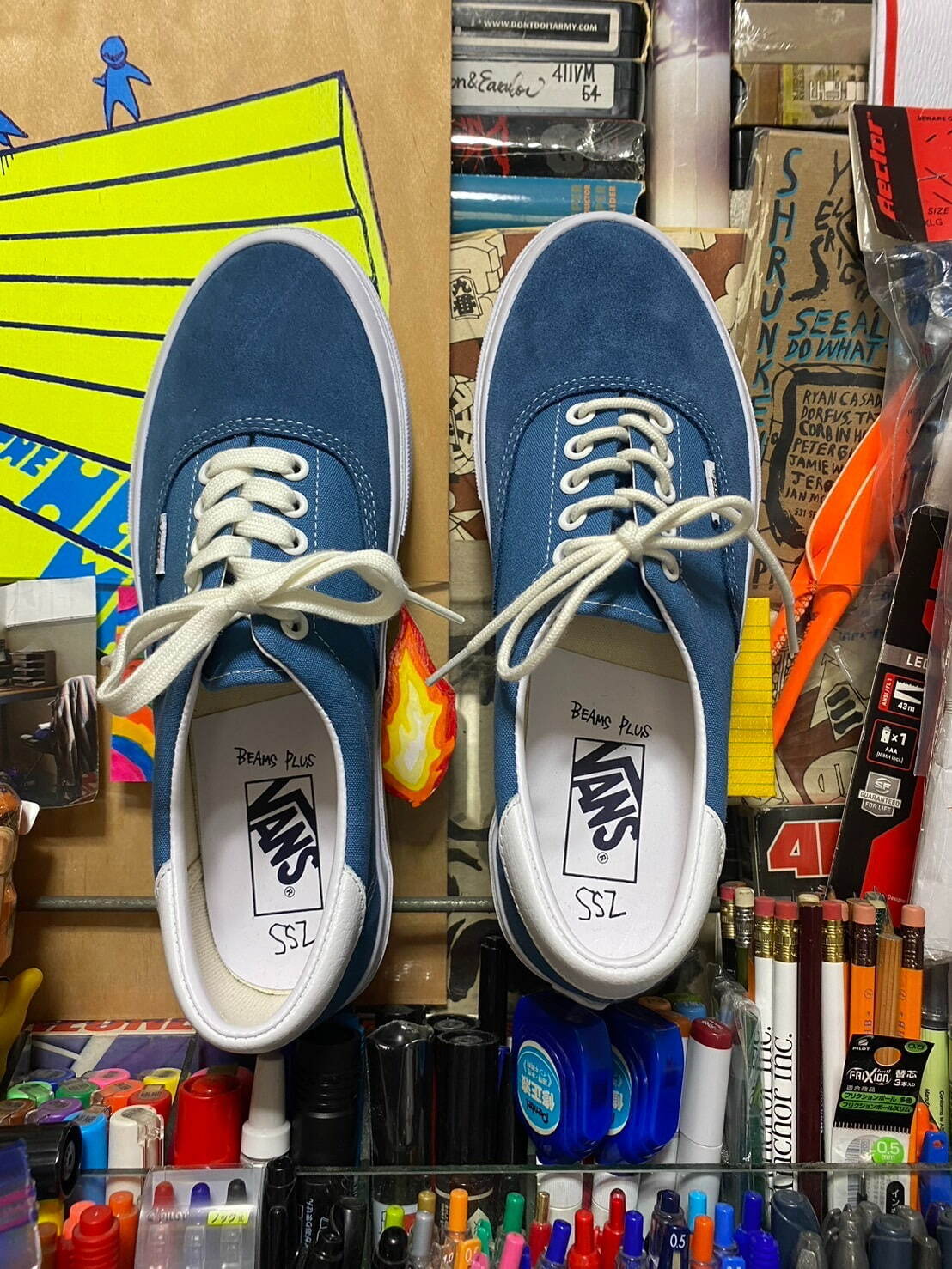 SSZ＆ビームス プラスとVANSのコラボスニーカー、美しいブルースエード