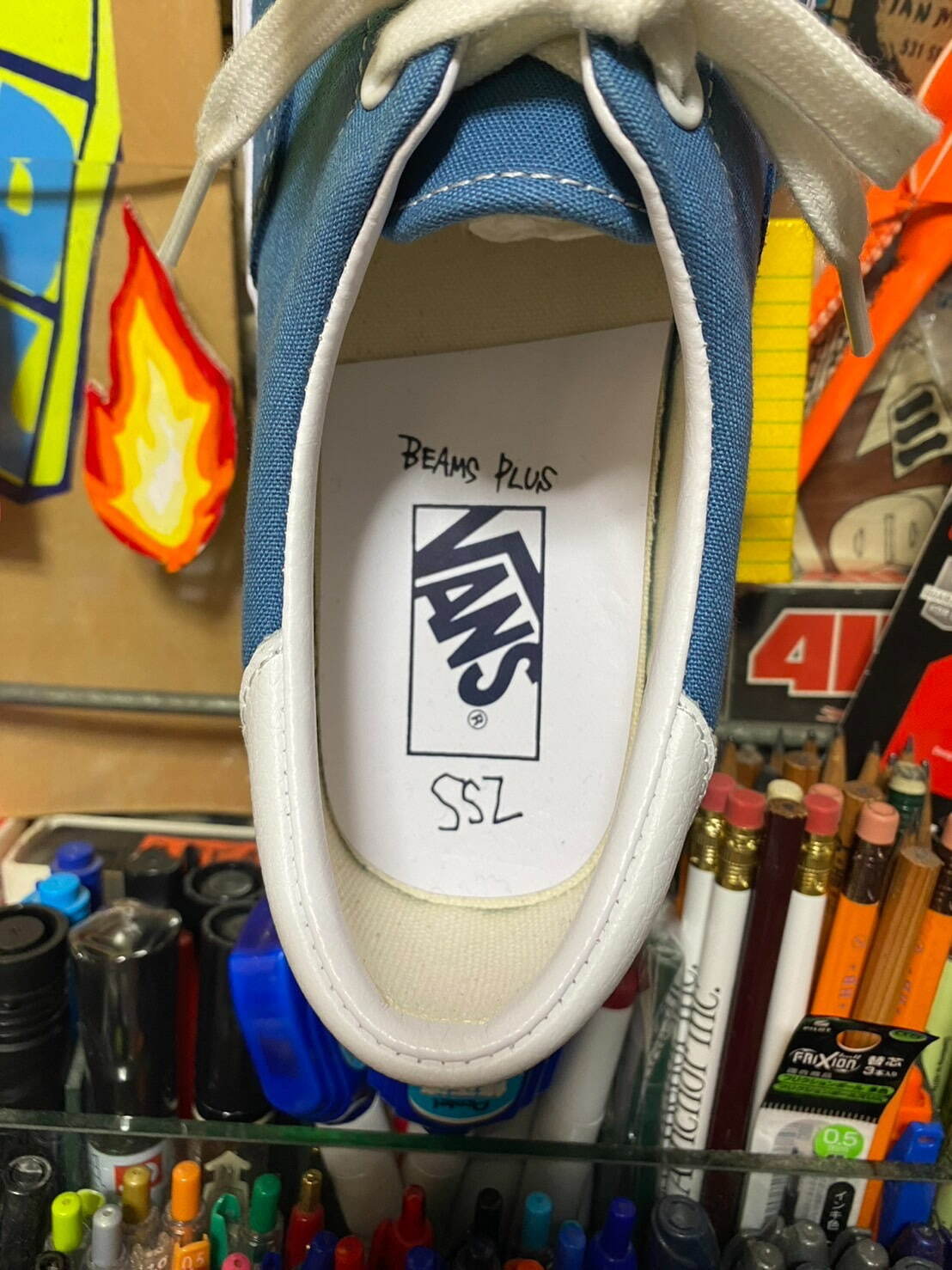 SSZ＆ビームス プラスとVANSのコラボスニーカー、美しいブルースエード