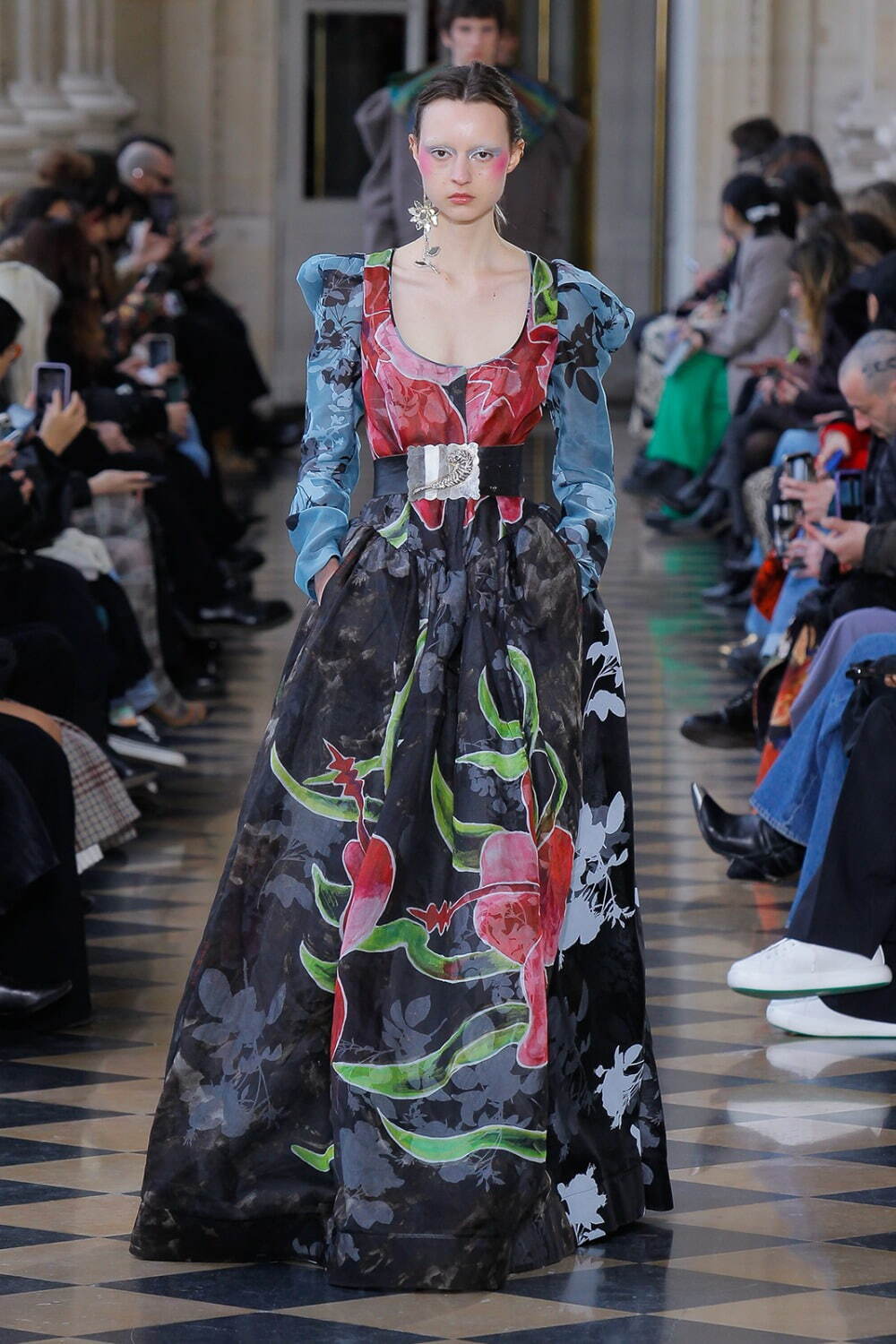 アンドレアス・クロンターラー フォー ヴィヴィアン・ウエストウッド(Andreas Kronthaler for Vivienne Westwood) 2023-24年秋冬ウィメンズ&メンズコレクション  - 写真54