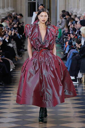 アンドレアス・クロンターラー フォー ヴィヴィアン・ウエストウッド(Andreas Kronthaler for Vivienne Westwood) 2023-24年秋冬ウィメンズ&メンズコレクション  - 写真67