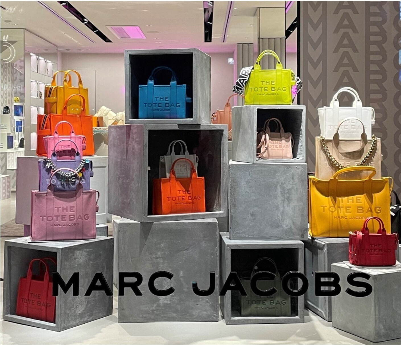 マーク ジェイコブス(MARC JACOBS) ザ トートバッグ｜写真1