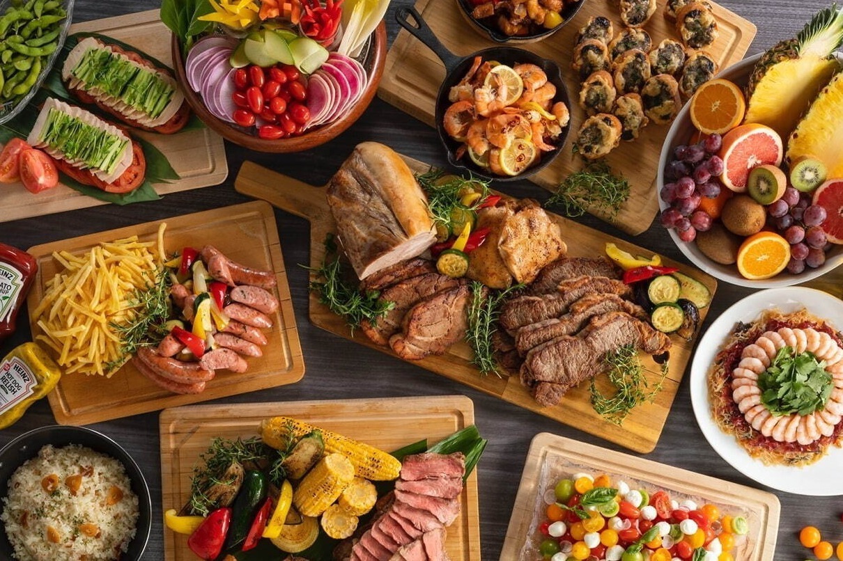 ステーキ｜「ザ・ルーフトップビアガーデン 2023」ホテル アゴーラ 大阪守口で、鉄板焼ステーキ＆酢豚など