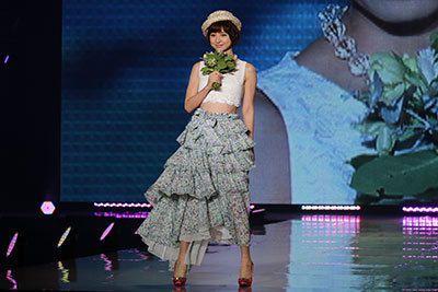 【前篇】東京ランウェイ2014 S/S - 中村アン、篠田麻里子登場、E-girlsのライブも