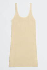 カルバン・クラインとBLACKPINK・ジェニーの限定コレクション、手書きロゴ入りTシャツ＆ジーンズ｜写真31