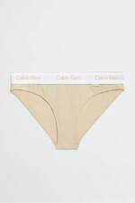 カルバン・クラインとBLACKPINK・ジェニーの限定コレクション、手書きロゴ入りTシャツ＆ジーンズ｜写真8