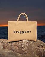 ジバンシィ(Givenchy) ヴォワイユー｜写真8