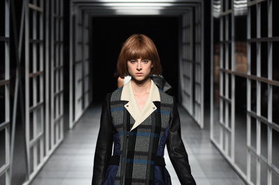 ヤストシ エズミ 2014-15年秋冬 ウィメンズ コレクション