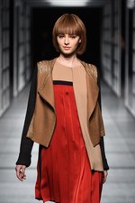 ヤストシ エズミ(Yasutoshi Ezumi) イームズハウス｜写真31