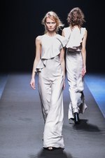 エー ディグリー ファーレンハイト 2014-15年秋冬コレクション - 曇り空の合間から時折射す光｜写真34