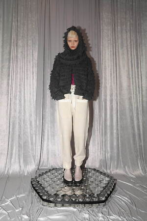 カミシマチナミ イエロー(KAMISHIMA CHINAMI YELLOW) 2023-24年秋冬ウィメンズコレクション  - 写真6