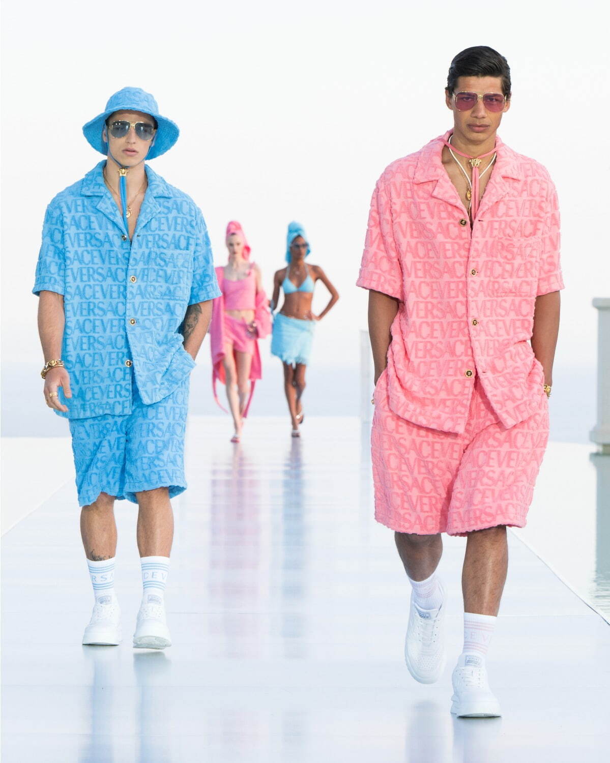 ヴェルサーチェ(VERSACE) ラ ヴァカンツァ｜写真9