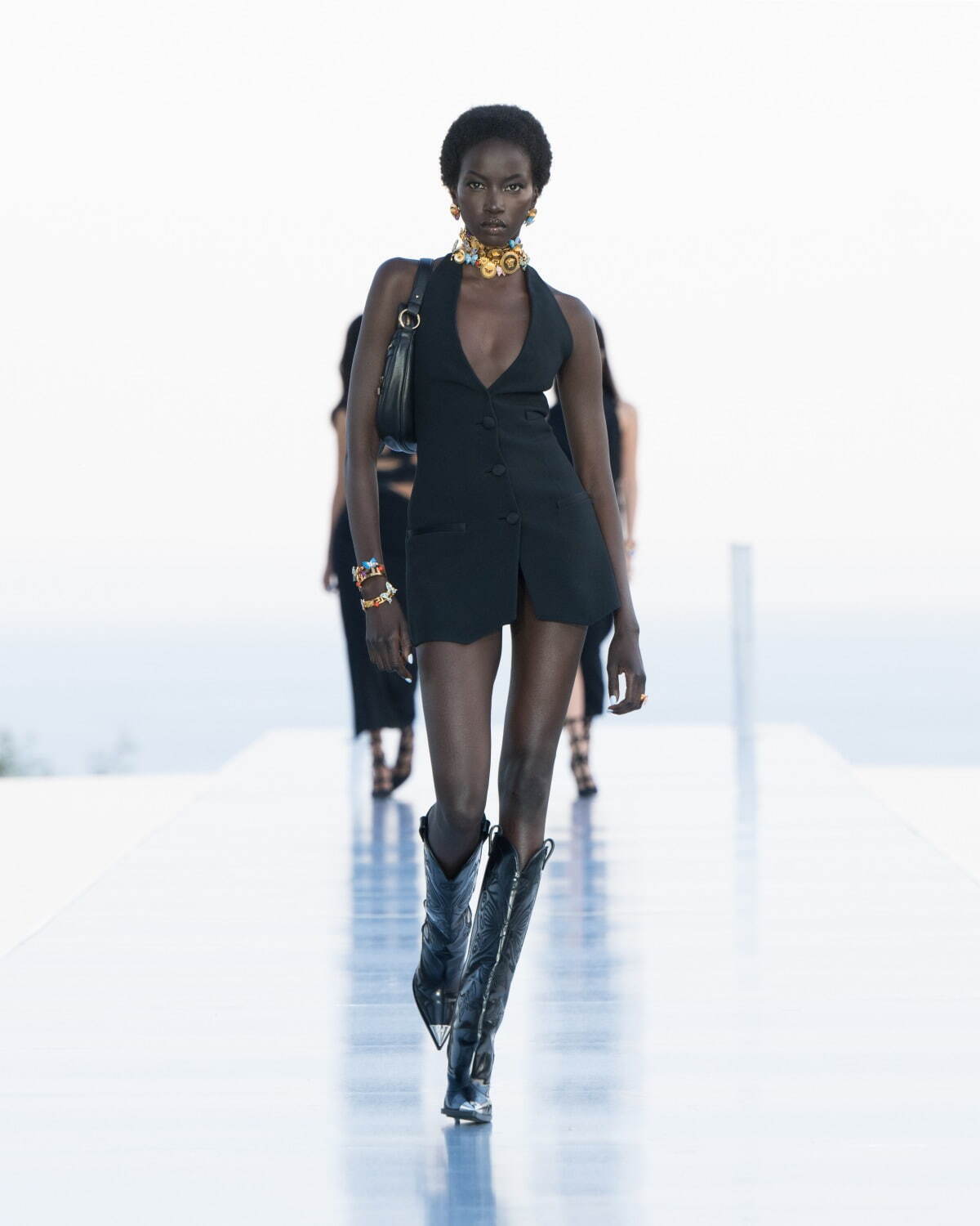 ヴェルサーチェ(VERSACE) ラ ヴァカンツァ｜写真38