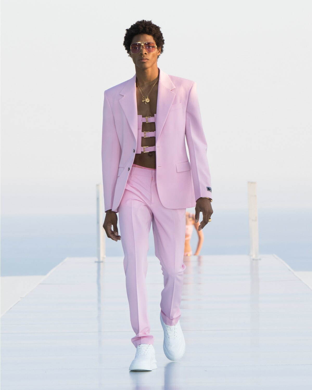 ヴェルサーチェ(VERSACE) ラ ヴァカンツァ｜写真3