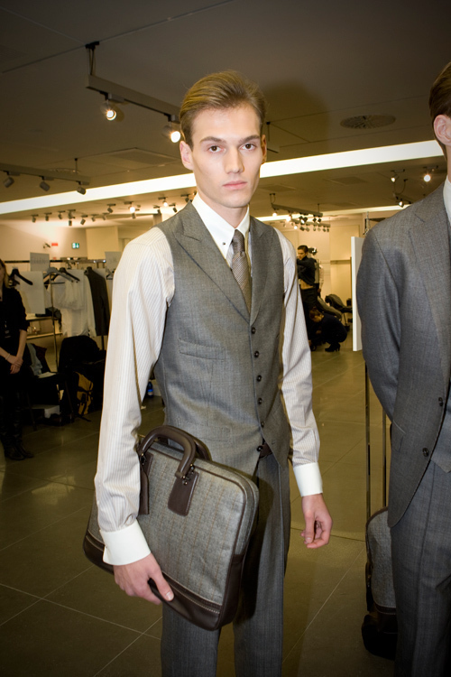 (新品未使用)エルメネジルド ゼニア（Ermenegildo Zegna） エルメネジルド ゼニア──ホリデーギフトにぴったりの限定