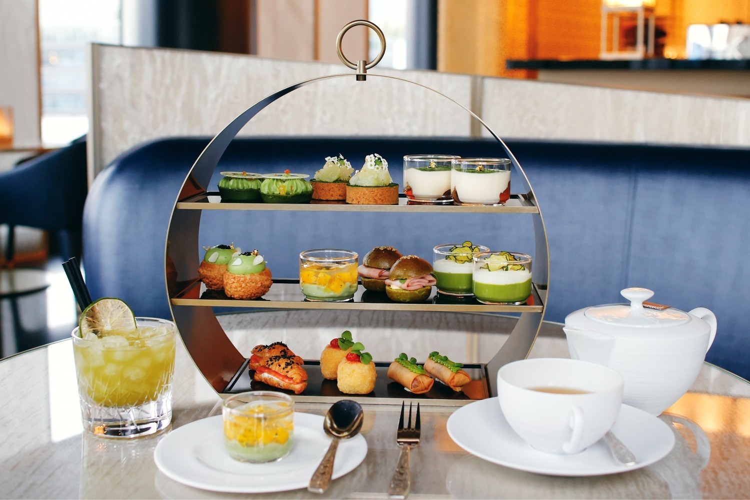 アルマーニ / リストランテ初“抹茶”のアフタヌーンティー、抹茶のタルトやシュークリームなど