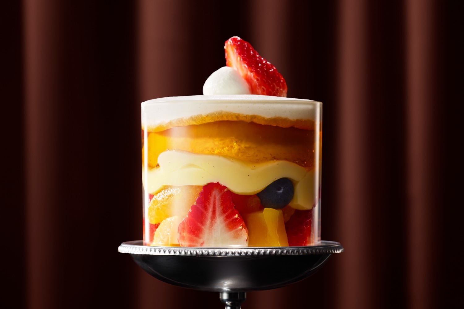 パステル表参道限定スイーツ「パステル ア・ラ・モード」なめらかプリン×“ごろごろ”フルーツ果肉