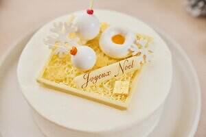 ティアド, オートグラフ コレクション、真っ白な雪をイメージした25年クリスマスケーキ