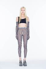 ヴィヴィアーノ×中島美嘉、“黒＆ネイビー”基調のブレザーや厚底ローファー｜写真25