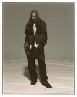 ユリウス 2024年リゾートコレクション - 移ろう色や形、不均等な装い｜写真6