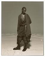 ユリウス 2024年リゾートコレクション - 移ろう色や形、不均等な装い｜写真7