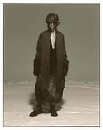 ユリウス 2024年リゾートコレクション - 移ろう色や形、不均等な装い｜写真12