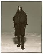 ユリウス 2024年リゾートコレクション - 移ろう色や形、不均等な装い｜写真15