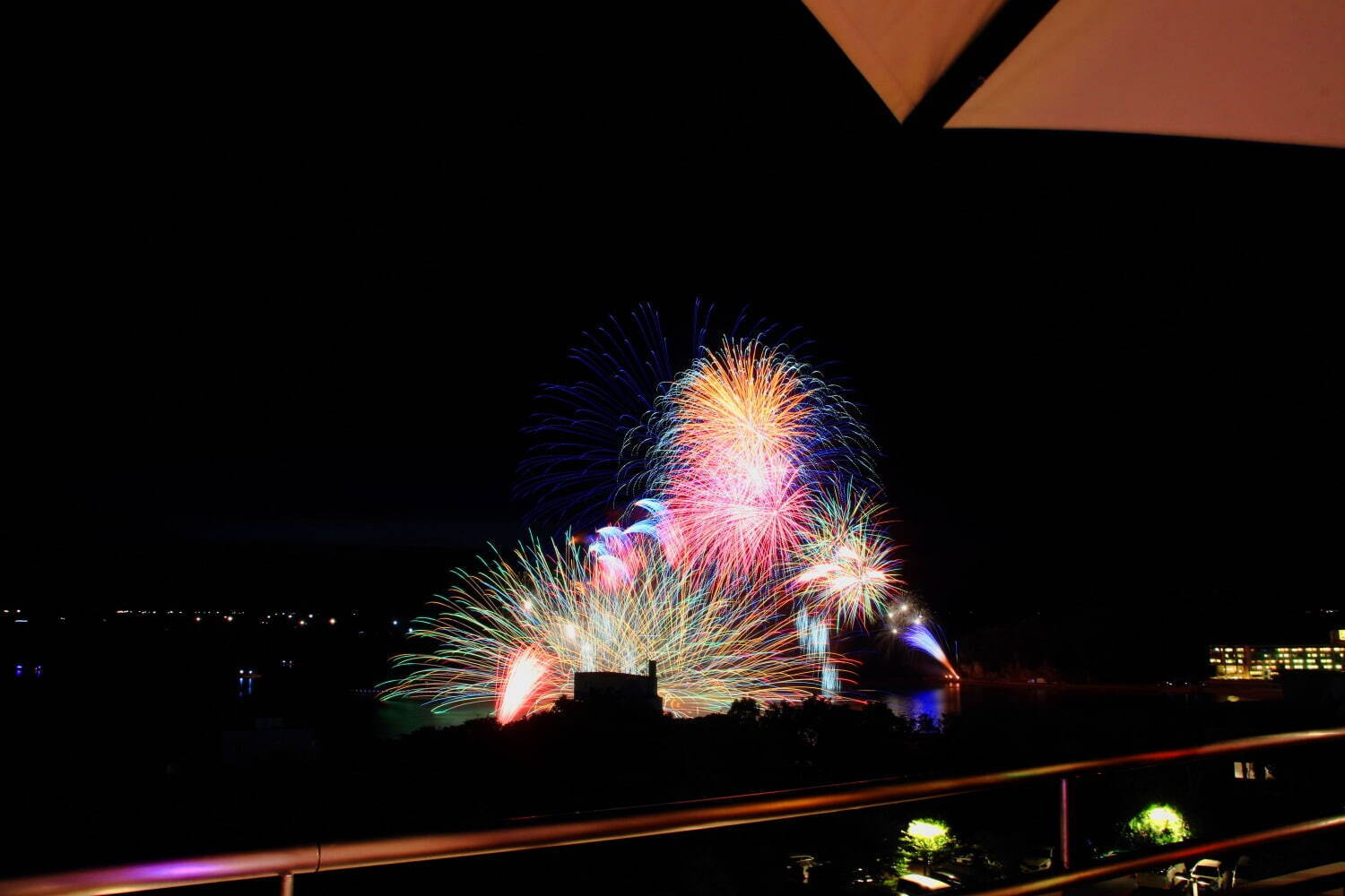 花火を眺めながら“マンゴー尽くし”のイブニングハイティー、和歌山・南紀白浜マリオットホテルで｜写真2