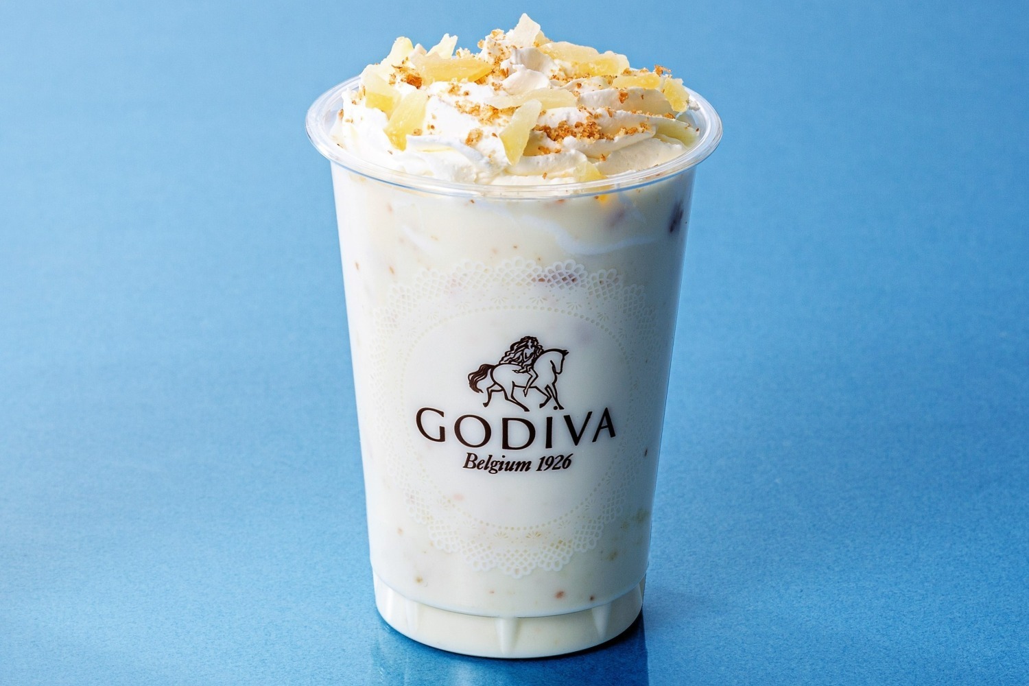 ゴディバ×キリの新作“まるで飲むレアチーズケーキ”「GODIVAデザートドリンク レアチーズケーキ」